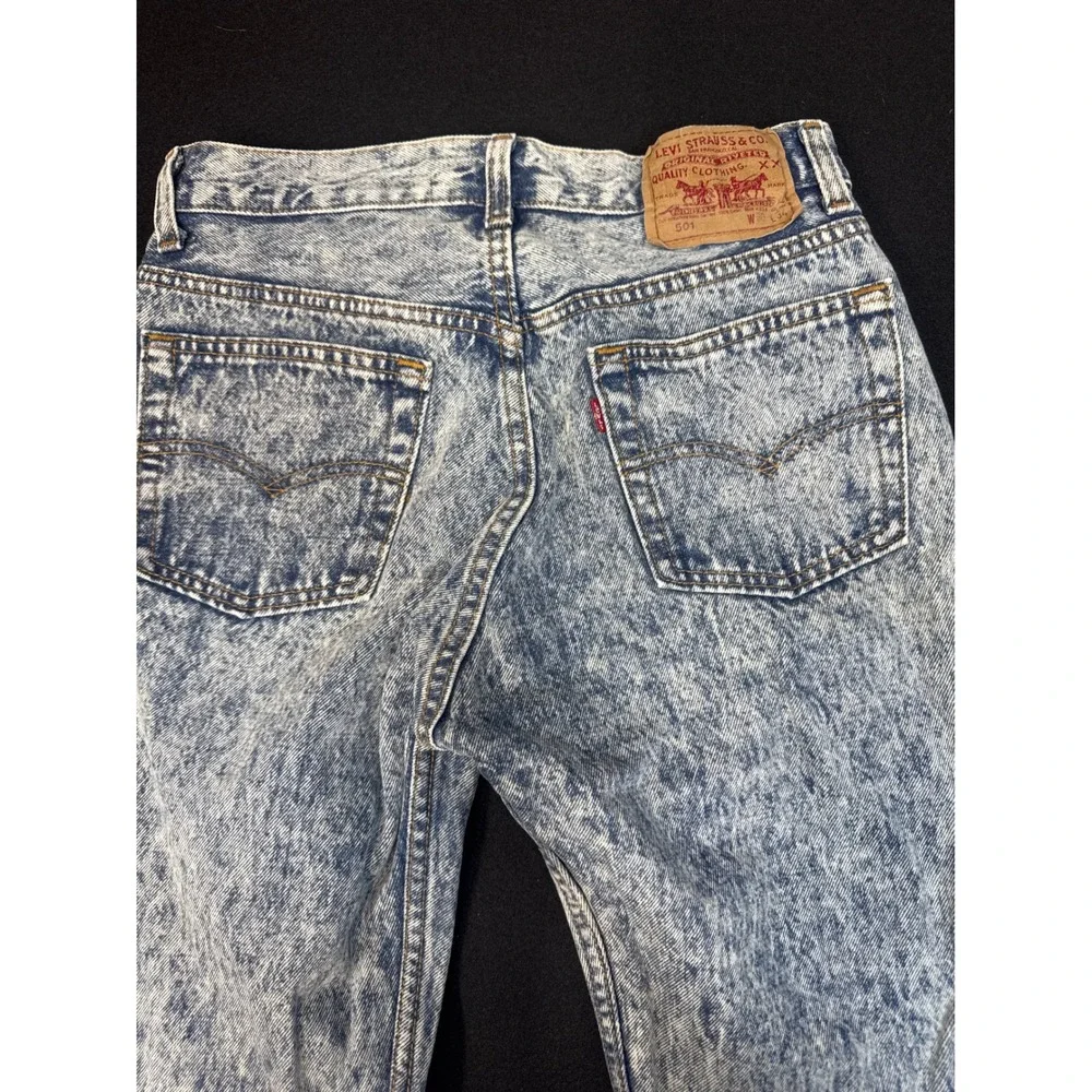 Vintage Levis 501 Acid Wash Jeans Made in USA Mens 30x34 Blue Button Fly Denim